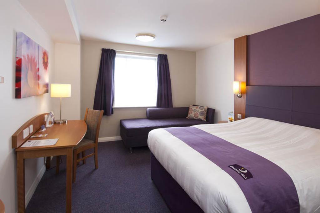 Premier Inn Newcastle - Gosforth/크램링턴 외부 사진