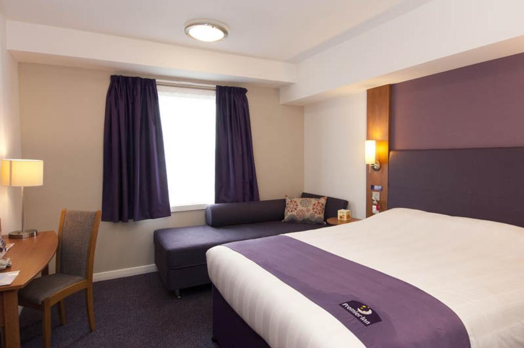 Premier Inn Newcastle - Gosforth/크램링턴 외부 사진