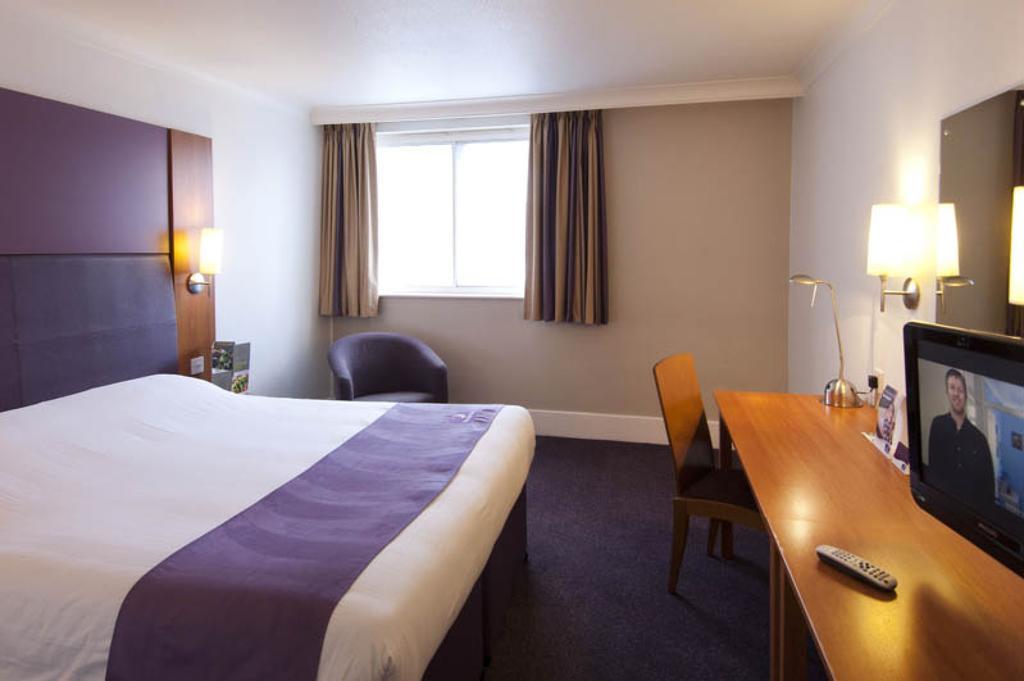 Premier Inn Newcastle - Gosforth/크램링턴 객실 사진